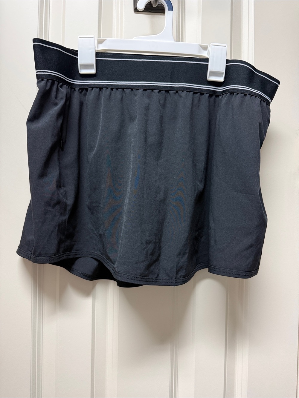 Avia tennis skirt size large